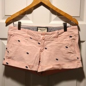Abercrombie & Fitch Pink with Embroidered Moose Shorts Women's Size 6